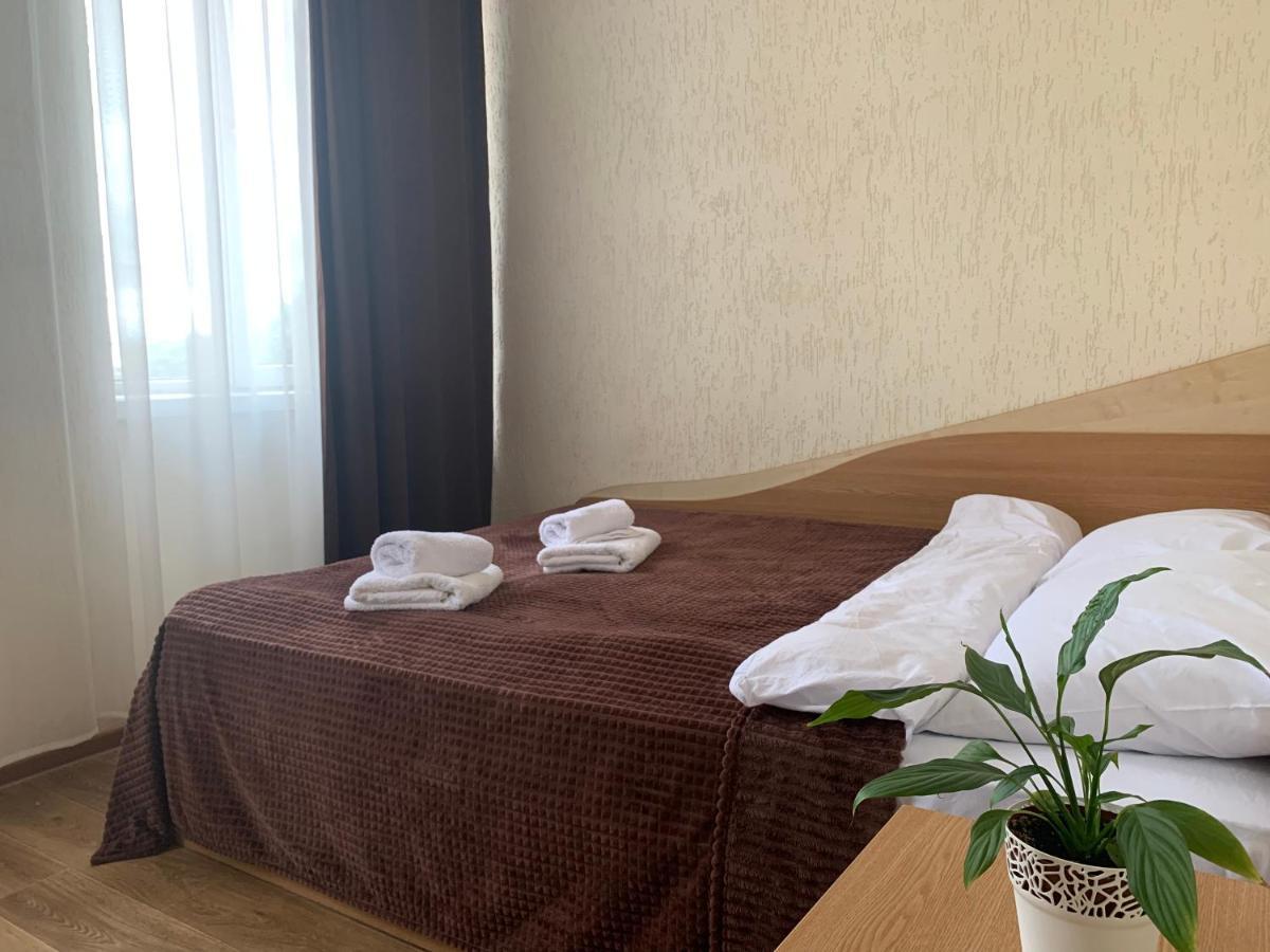 Hotel Femina Zsitomir Kültér fotó