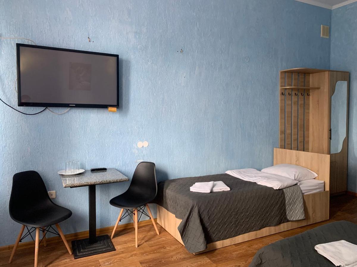 Hotel Femina Zsitomir Kültér fotó