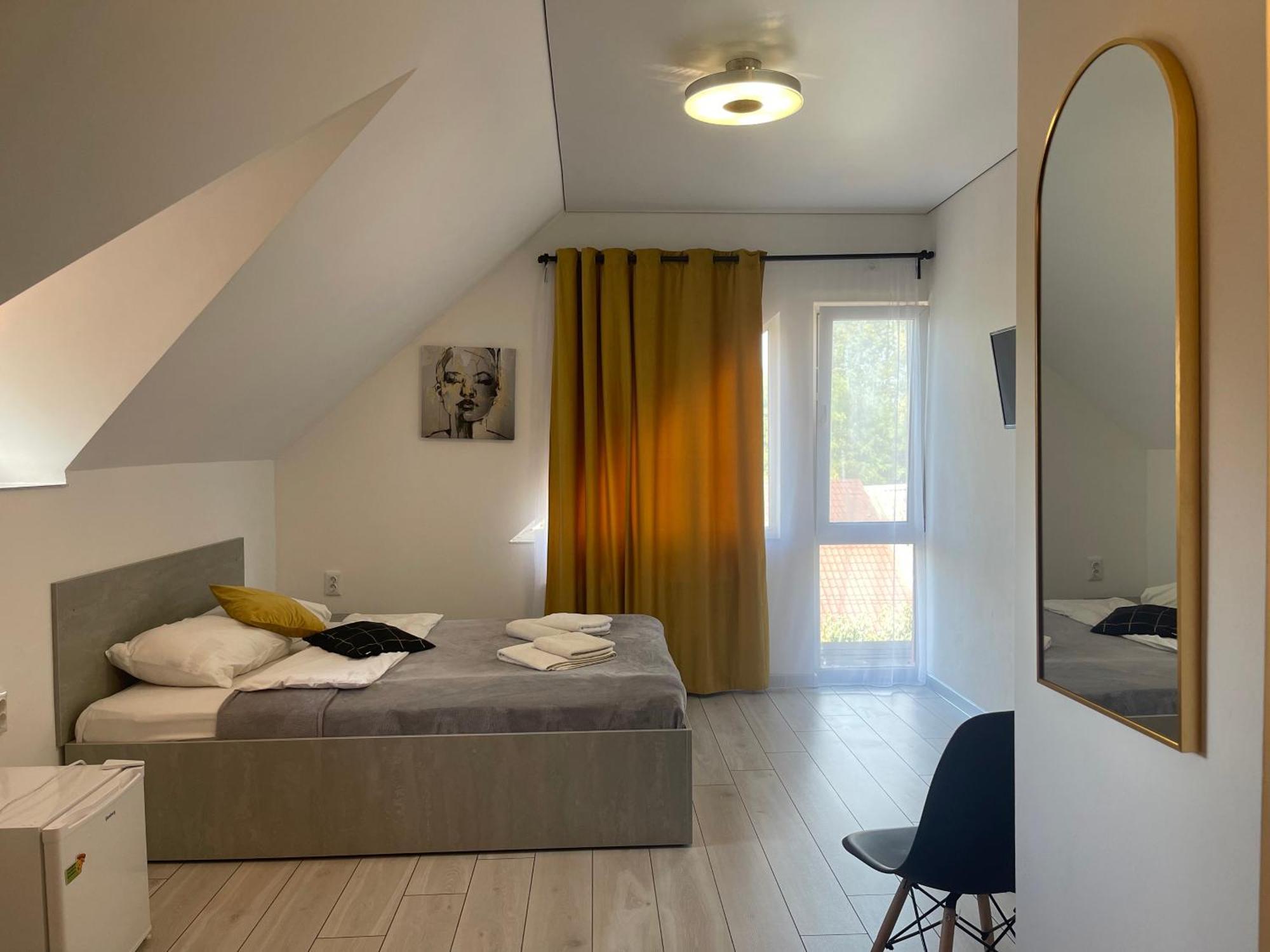 Hotel Femina Zsitomir Kültér fotó