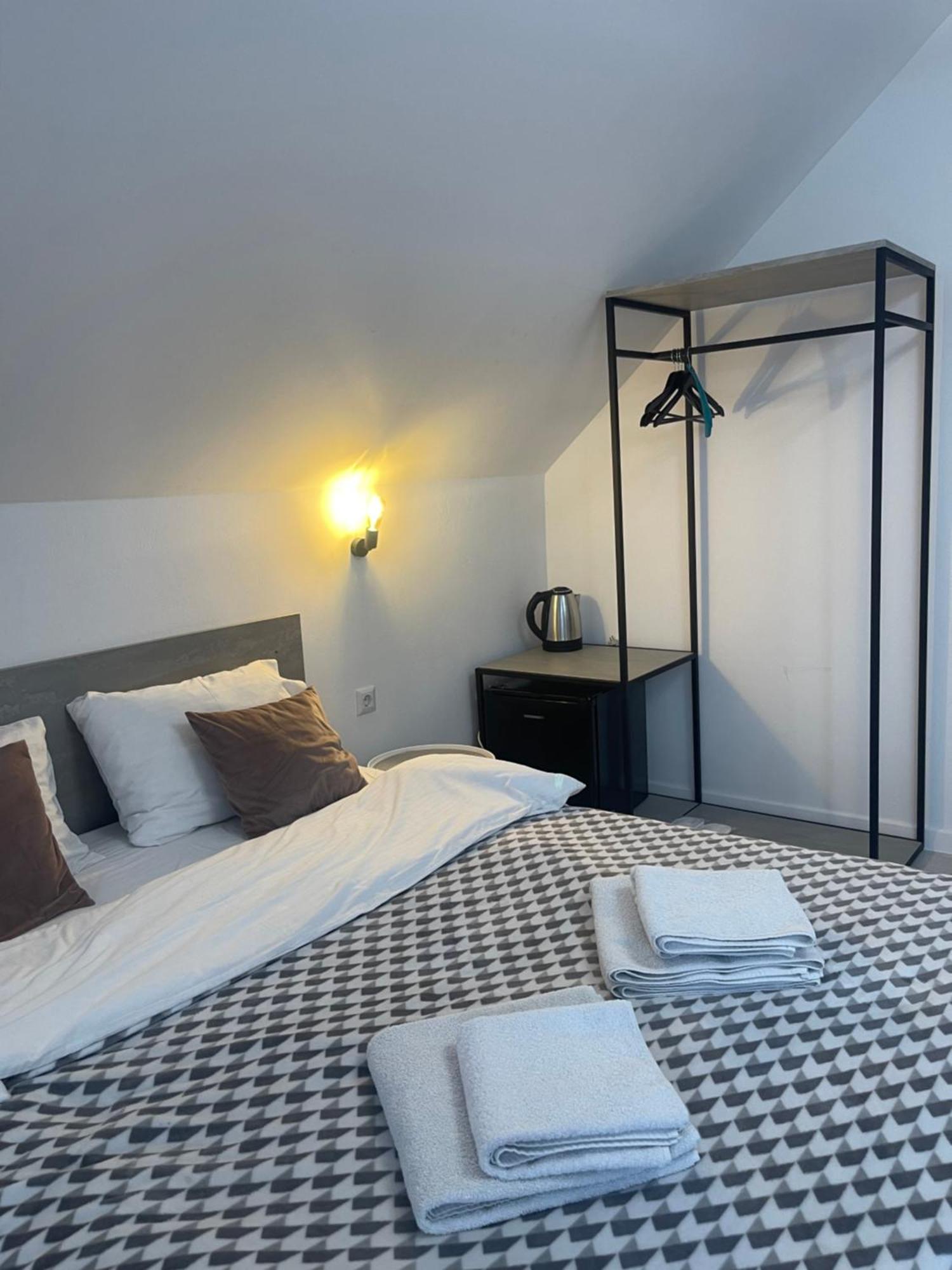Hotel Femina Zsitomir Kültér fotó