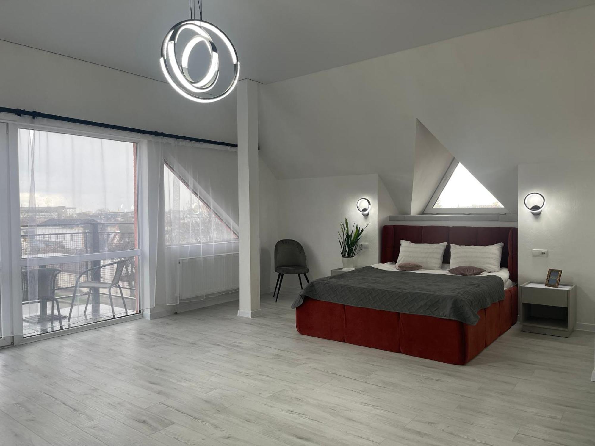 Hotel Femina Zsitomir Kültér fotó